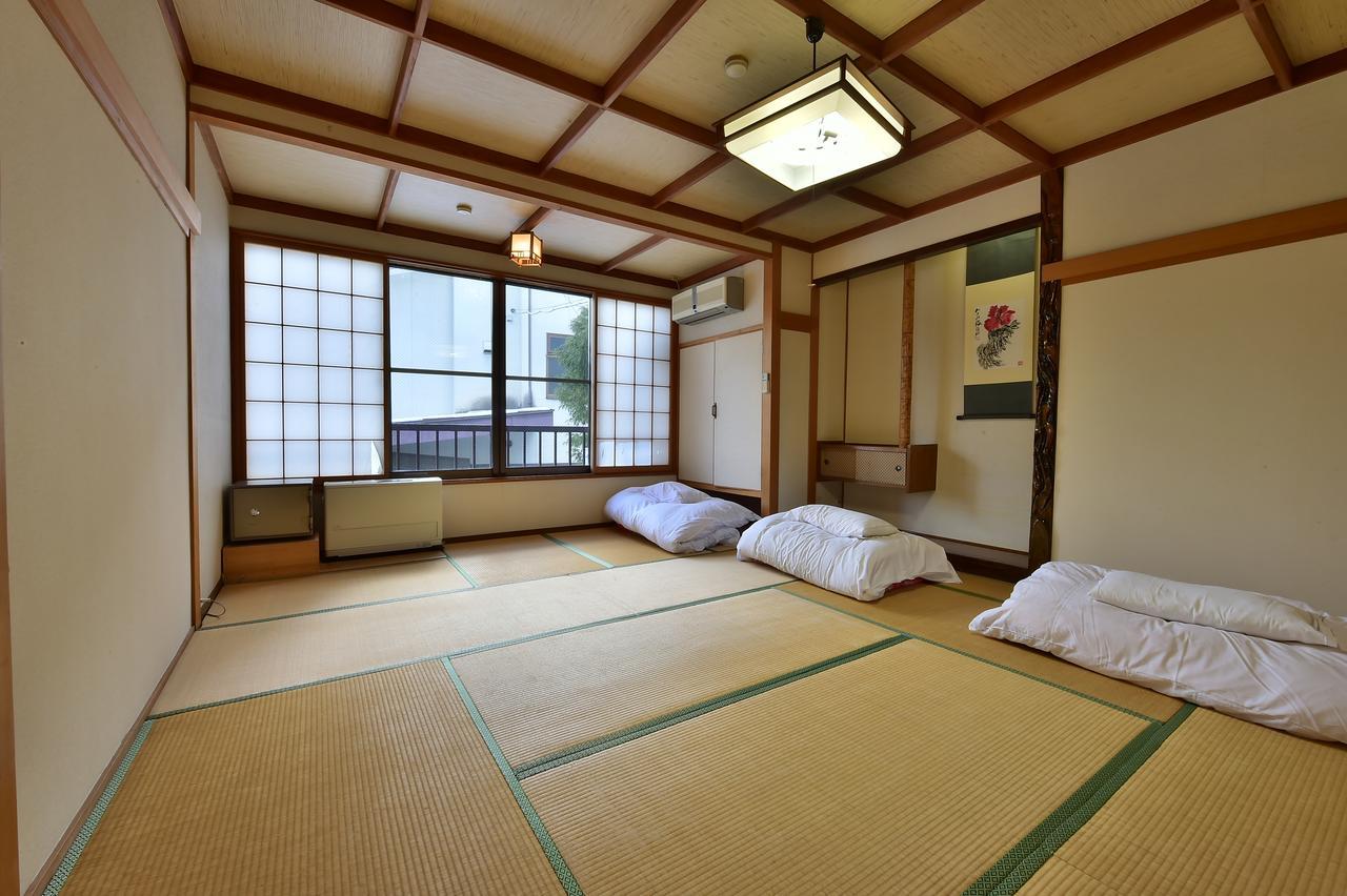 Guesthouse Ukiyoe Omachi (Nagano) Exterior foto